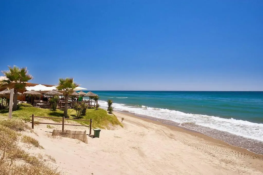 Apartment Oleholidays 113 Romana Playa Junto Al Mar Marbella Spain